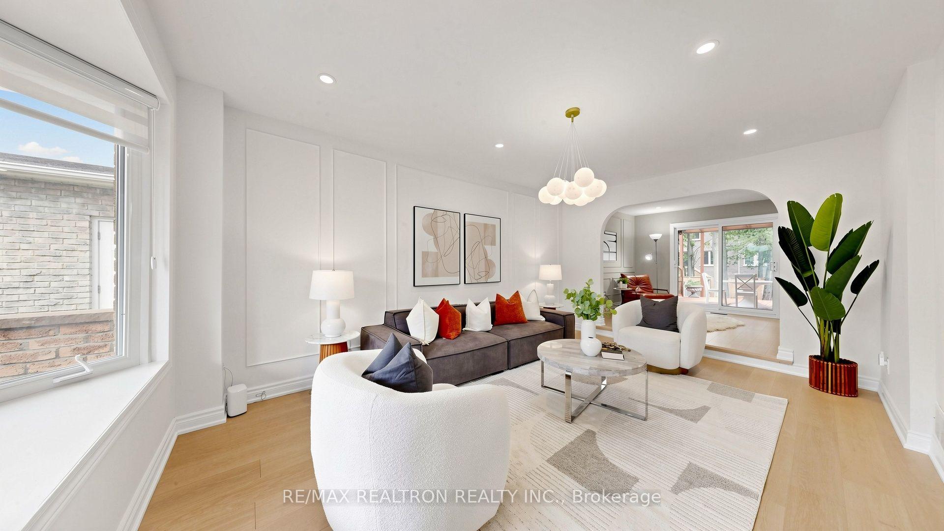 Photo 8 of 21 Greentree Road, Markham, Unionville — HOMEH
