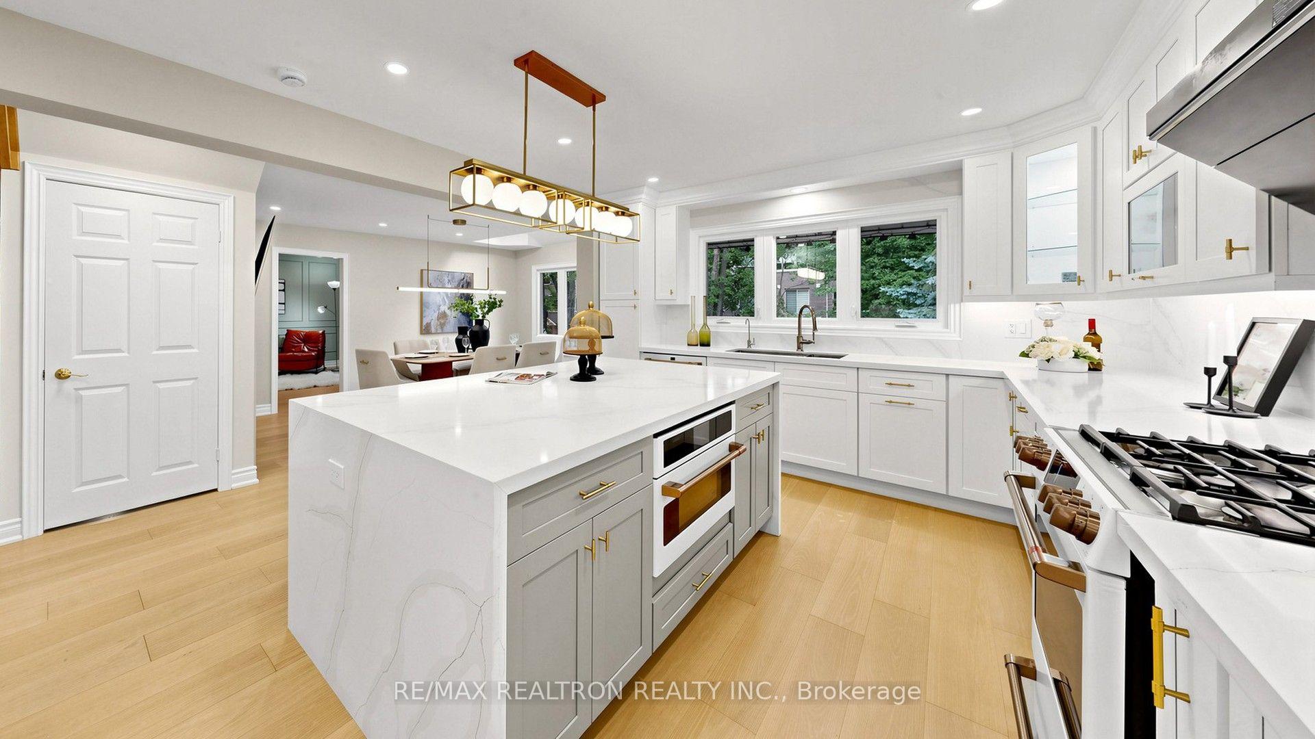 Photo 14 of 21 Greentree Road, Markham, Unionville — HOMEH