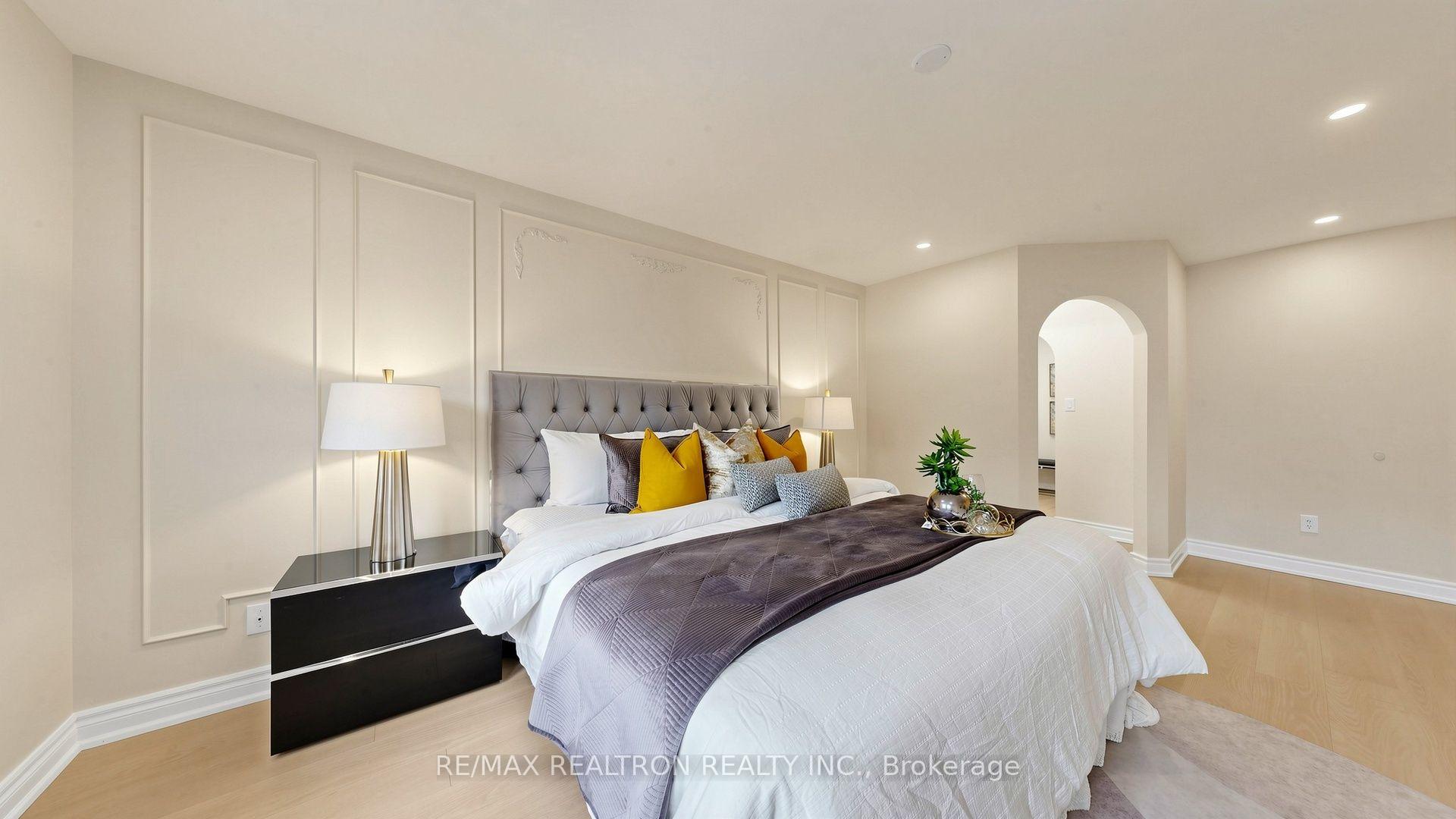 Photo 21 of 21 Greentree Road, Markham, Unionville — HOMEH