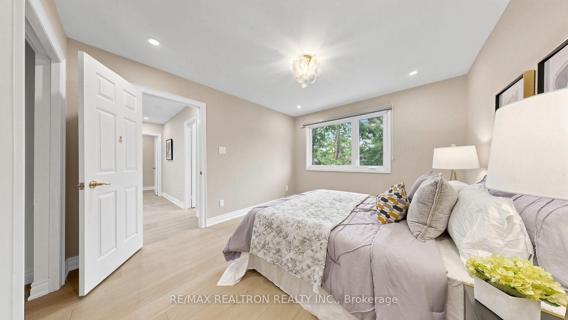 Photo 28 of 21 Greentree Road, Markham, Unionville — HOMEH
