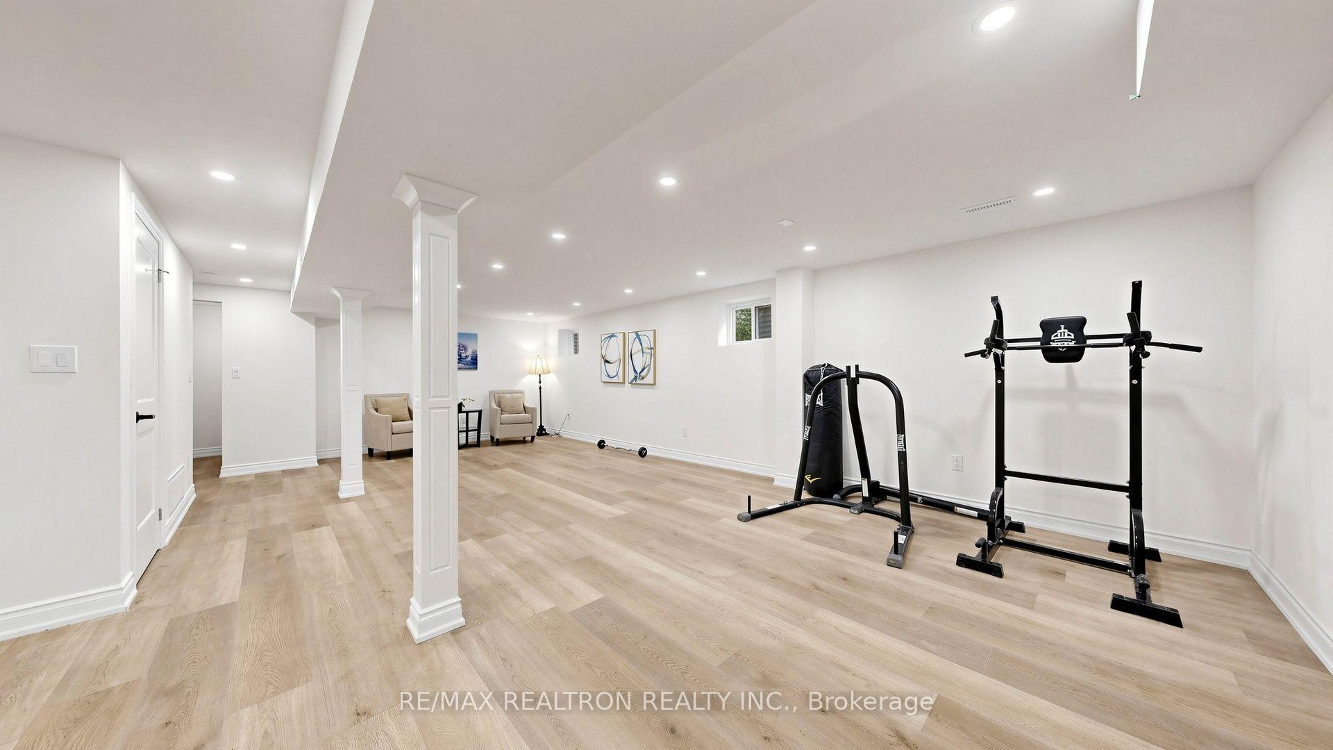 Photo 34 of 21 Greentree Road, Markham, Unionville — HOMEH