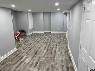 Photo 3 of 114 Lorenzo Circle, Brampton, Sandringham-Wellington — HOMEH