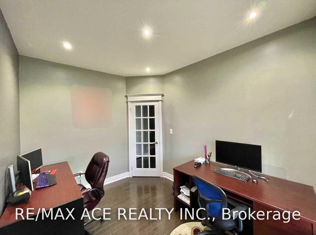 Photo 9 of Unit Upper, 73 Birch Tree Trail, Brampton, Brampton East — HOMEH