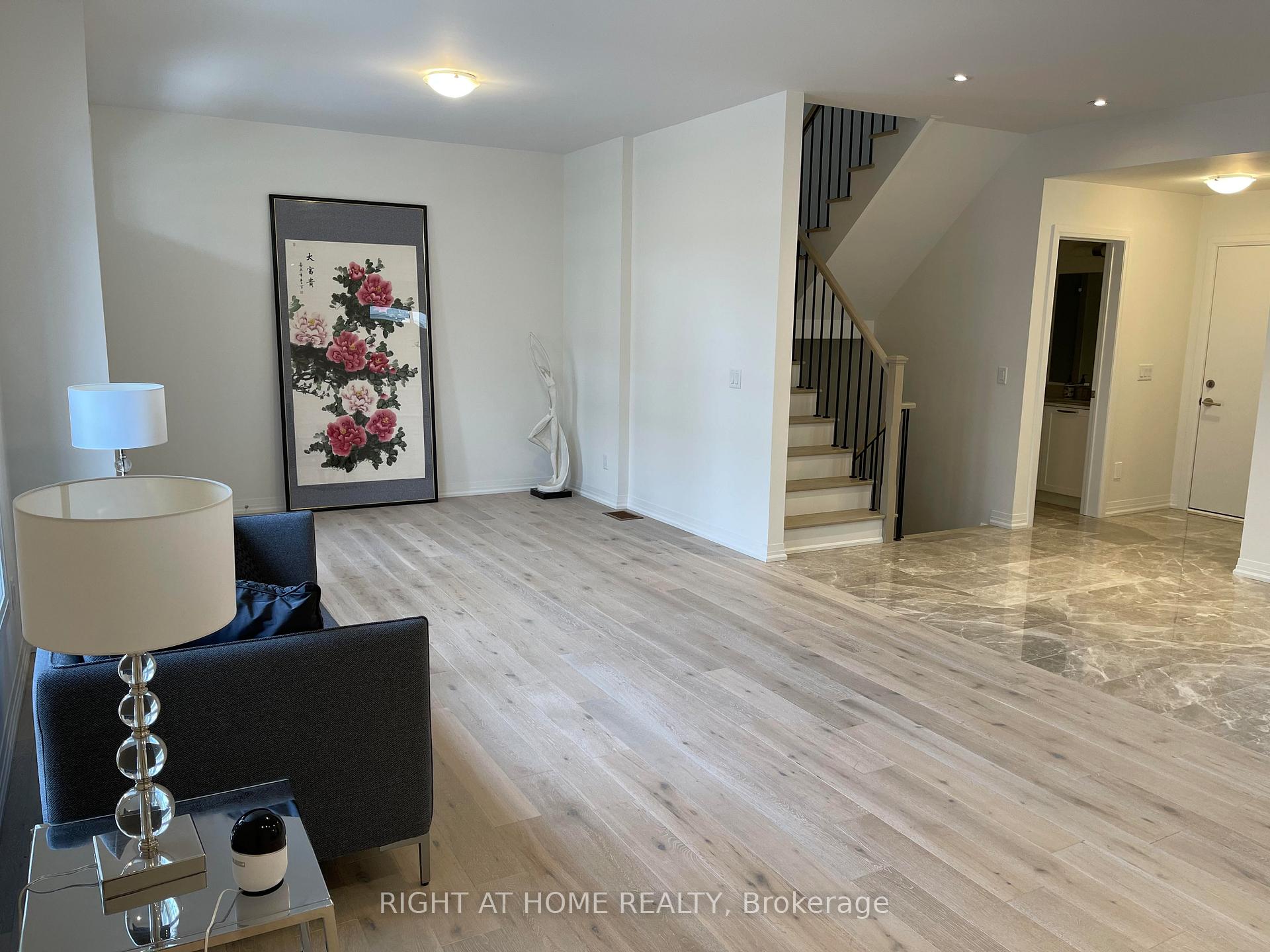 Photo 8 of 284 Buchanan Drive, Markham, Unionville — HOMEH