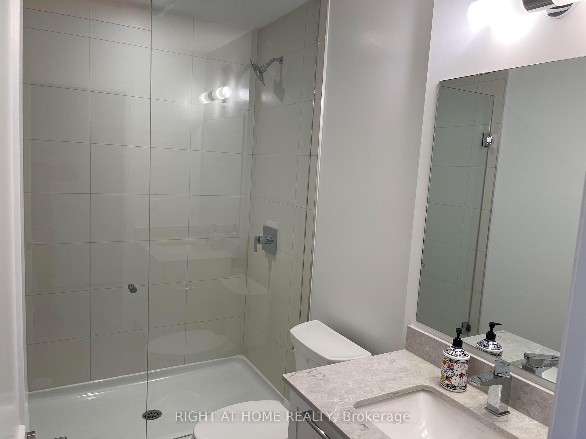 Photo 11 of 284 Buchanan Drive, Markham, Unionville — HOMEH