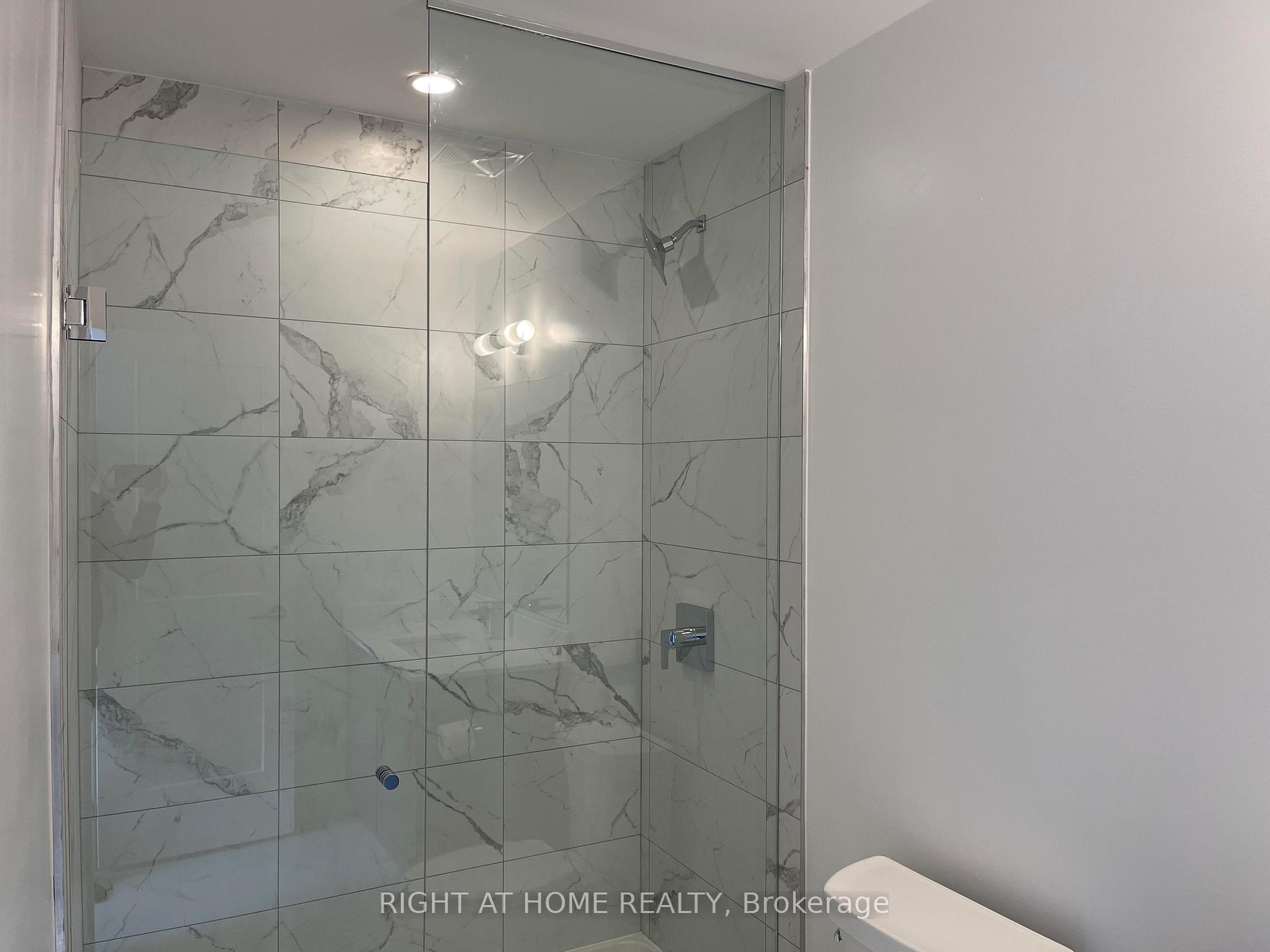 Photo 32 of 284 Buchanan Drive, Markham, Unionville — HOMEH