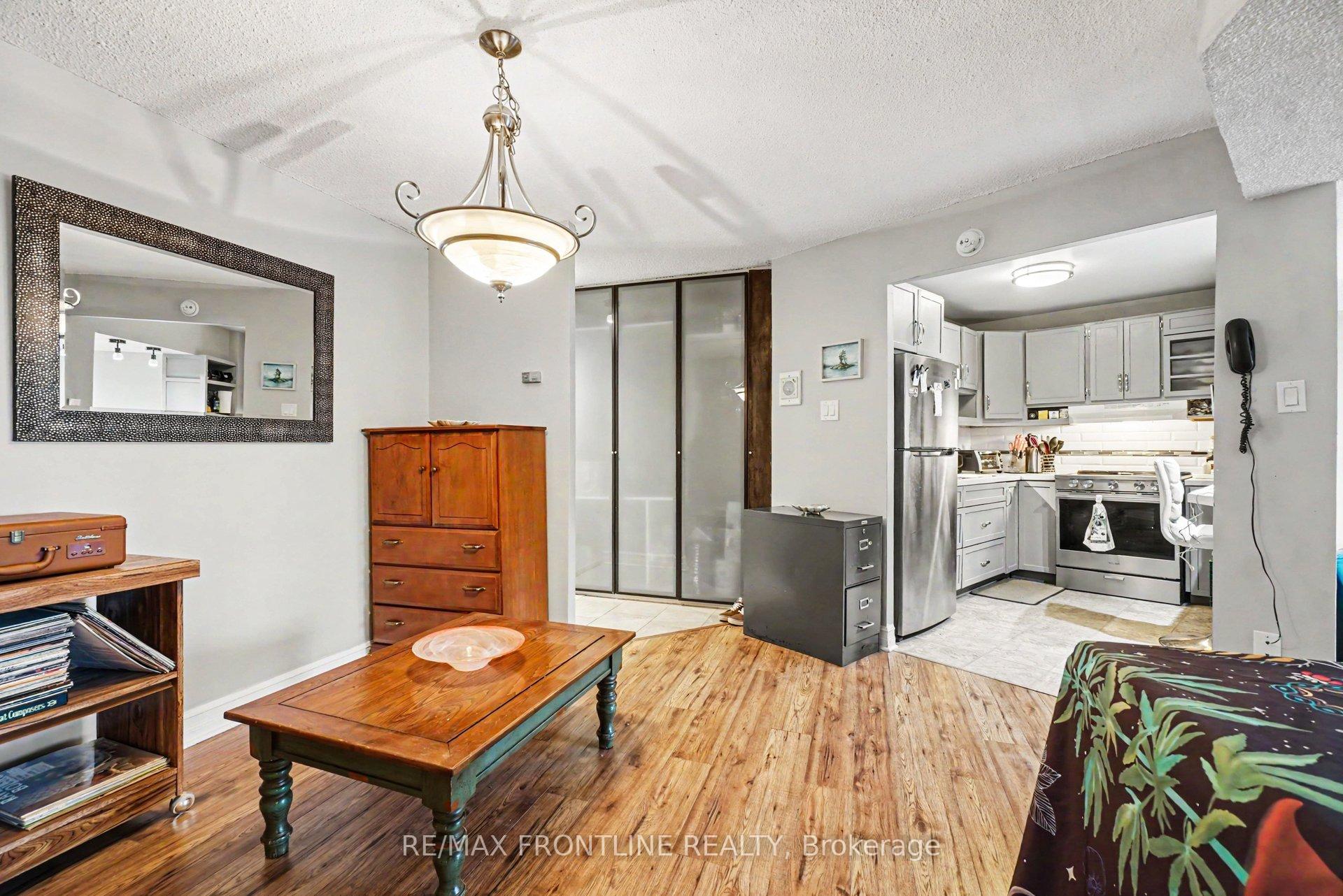 Photo 9 of Unit 1009, 1081 Ambleside Drive, Ottawa, Woodroffe — HOMEH