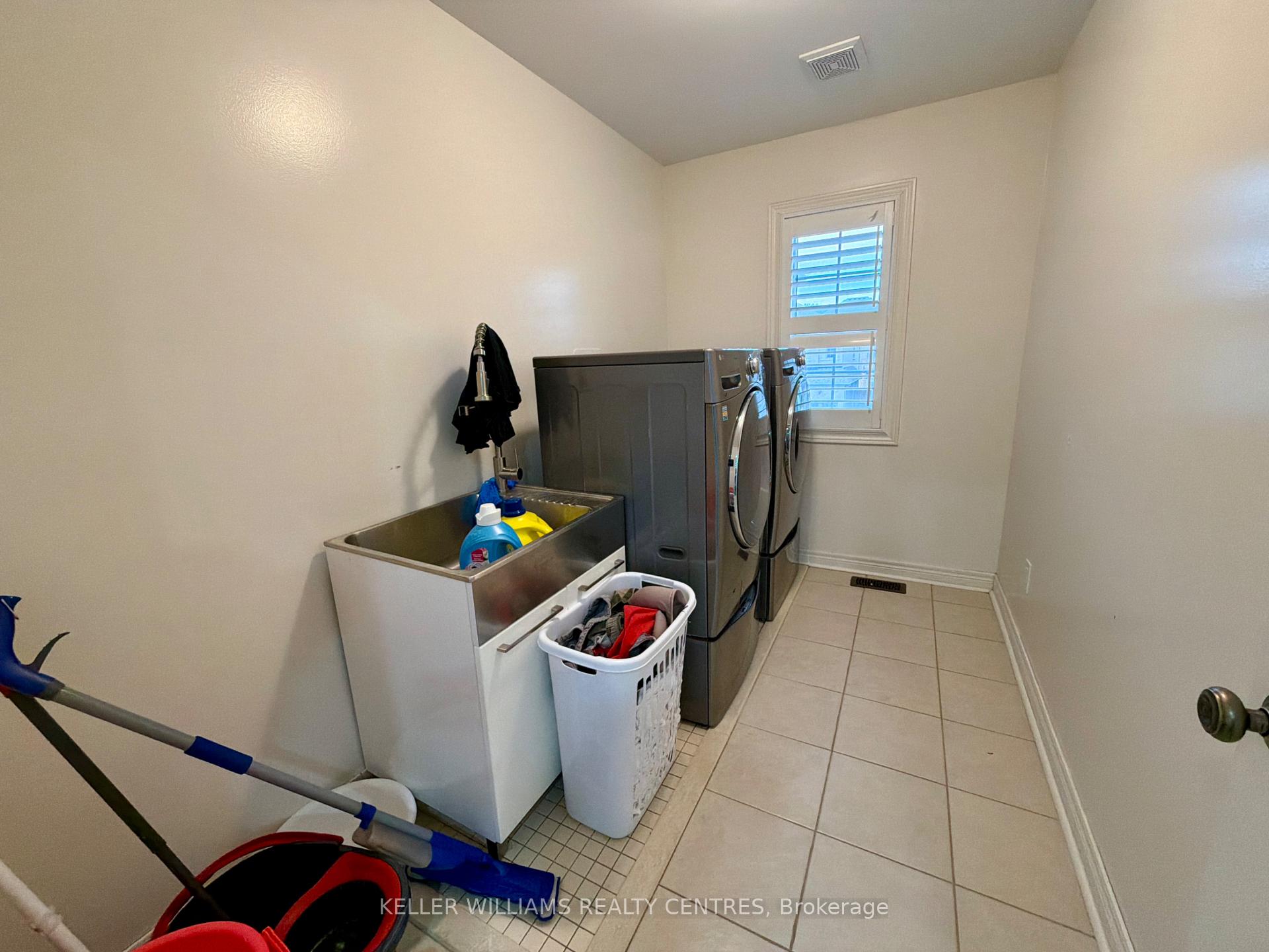 Photo 18 of Unit UPPER, 20 Owens Road, New Tecumseth, Rural New Tecumseth — HOMEH