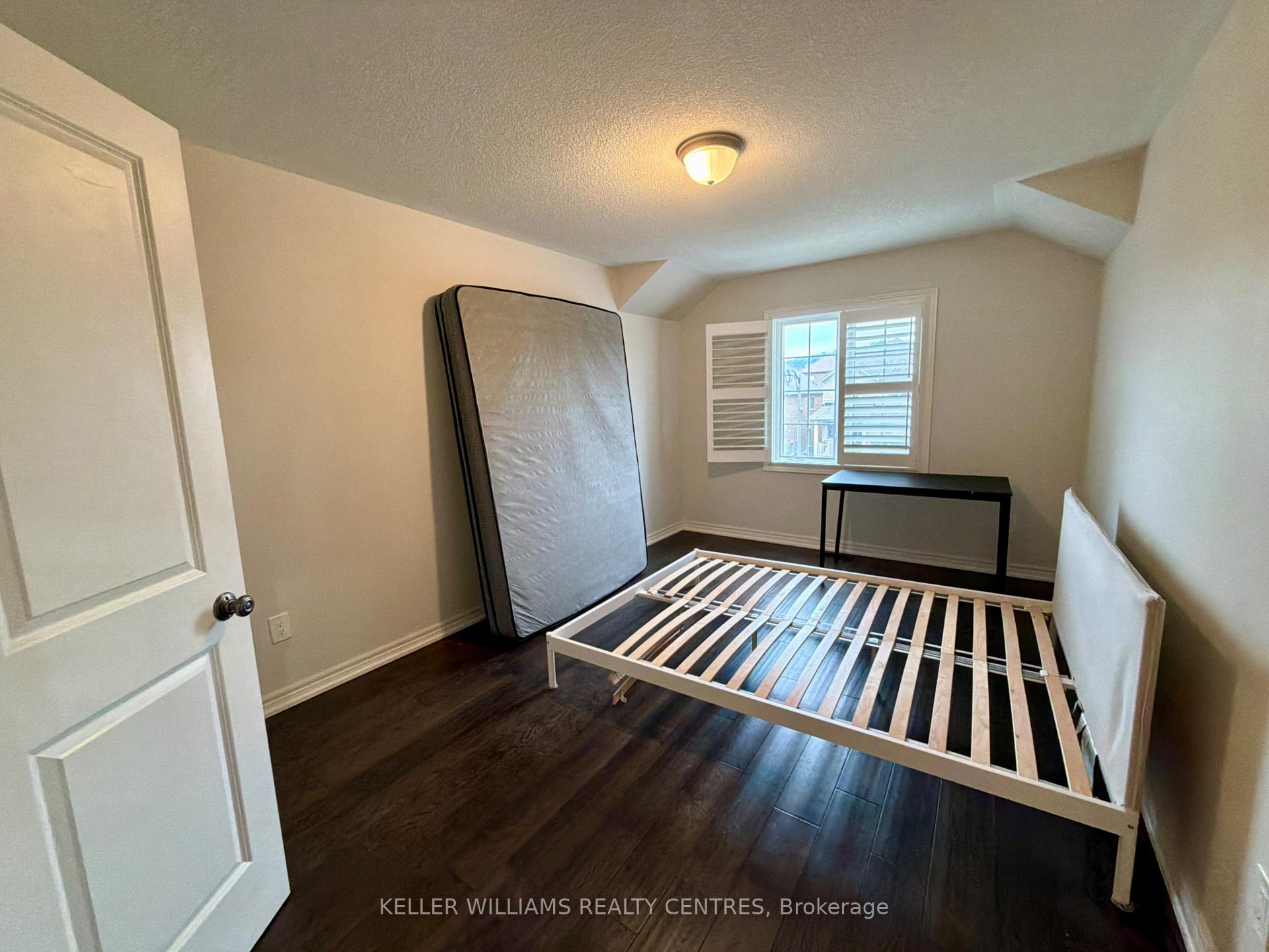 Photo 20 of Unit UPPER, 20 Owens Road, New Tecumseth, Rural New Tecumseth — HOMEH