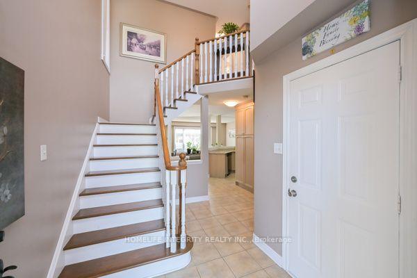 Photo 4 of 315 Ellwood Drive W, Caledon, Bolton West — HOMEH