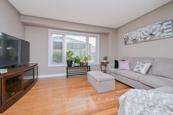 Photo 8 of 315 Ellwood Drive W, Caledon, Bolton West — HOMEH