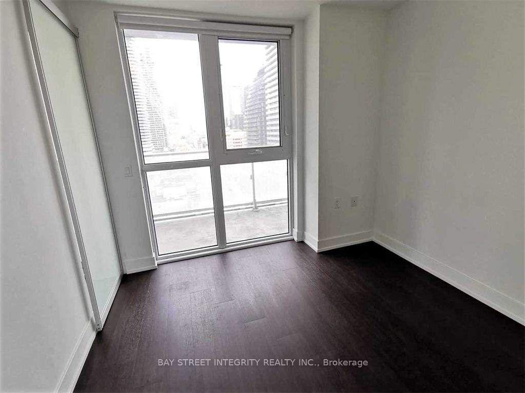 Photo 6 of Unit 4303, 7 Grenville Street, Toronto, Church-Yonge Corridor — HOMEH