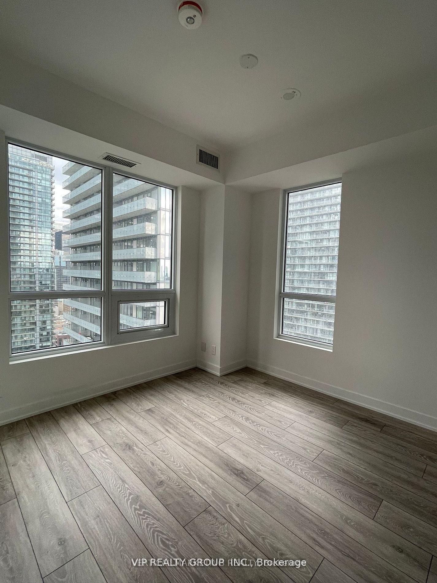Photo 5 of Unit 2705, 108 Peter Street, Toronto, Waterfront Communities — HOMEH