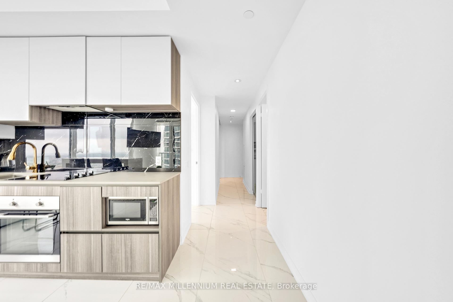 Photo 16 of Unit 4109, 898 Portage Parkway, Vaughan, Vaughan Corporate Centre — HOMEH
