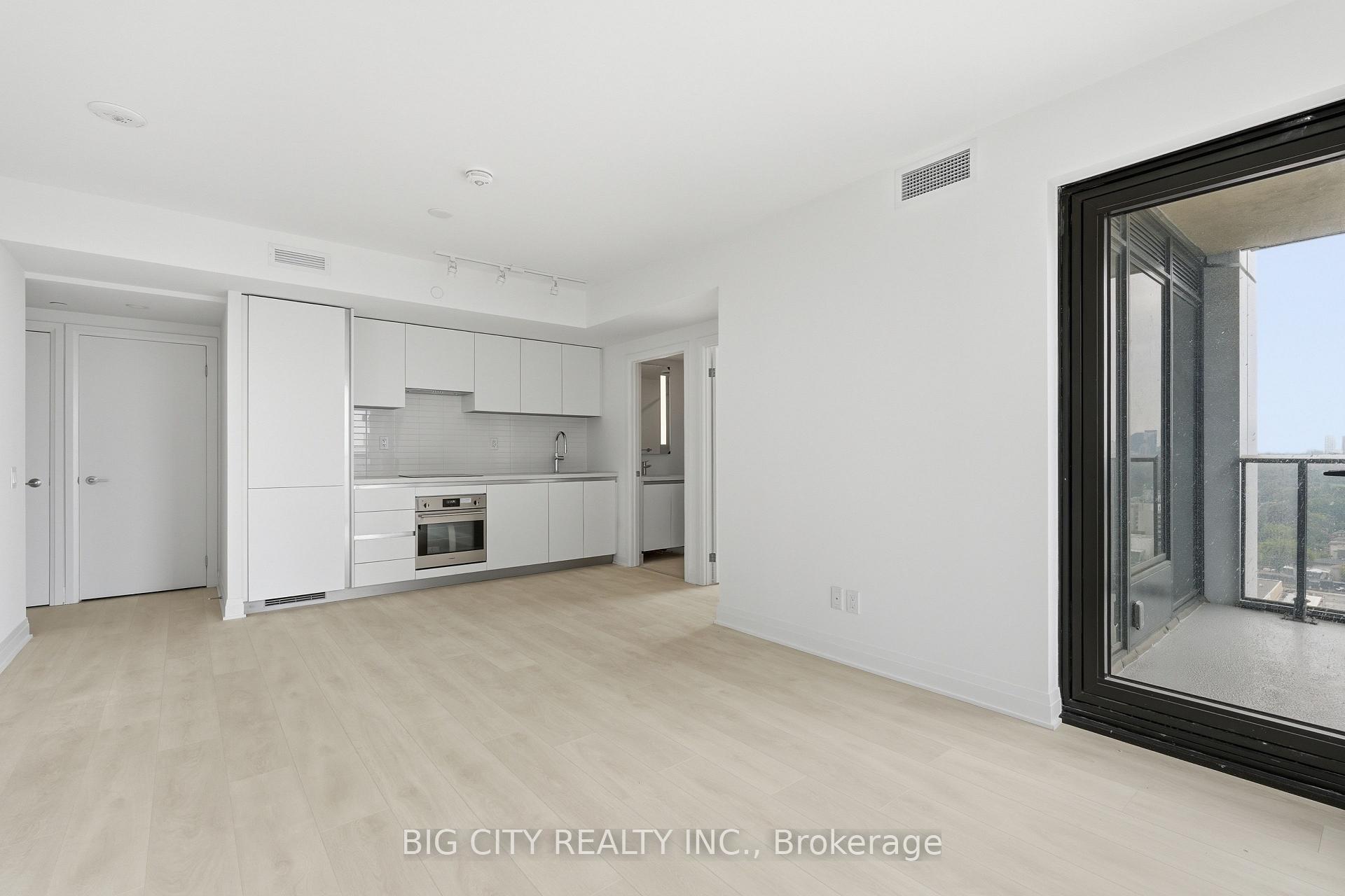 Photo 10 of Unit 1804, 25 Frederick Todd Way, Toronto, Thorncliffe Park — HOMEH