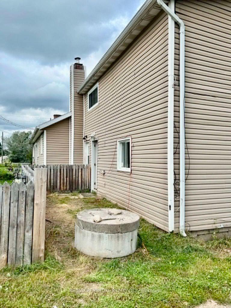 Photo 9 of 3396 B Line Road, Laurentian Valley, Laurentian Valley — HOMEH