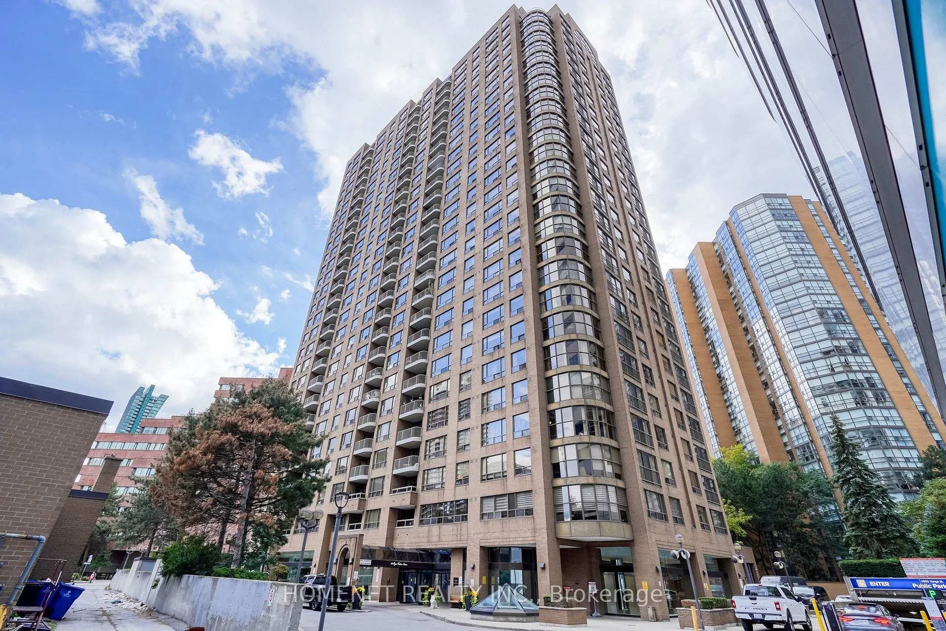 Photo of Unit 2306, 100 Upper Madison Avenue