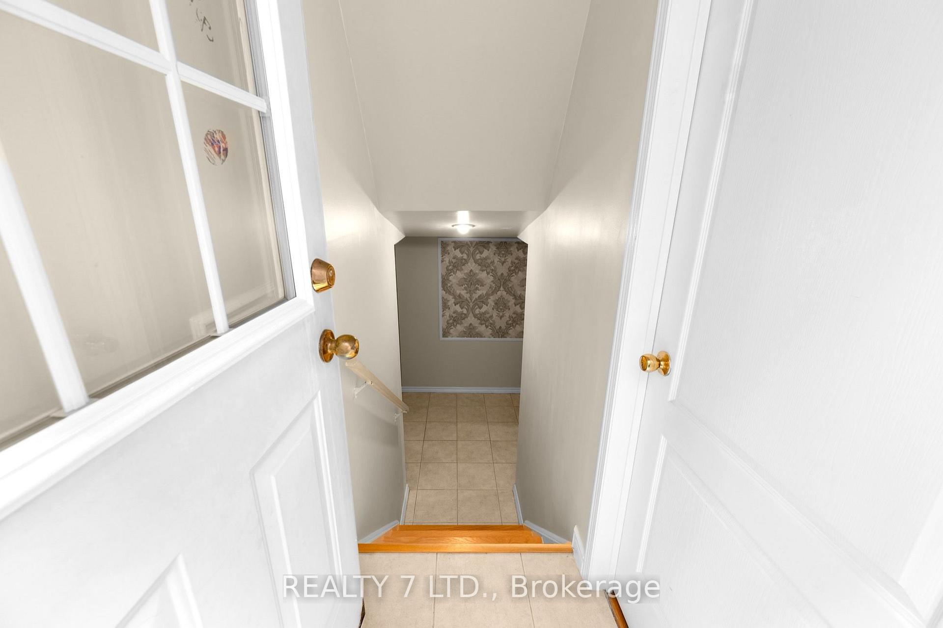 Photo 6 of Unit Bsmt, 62 Fairlane Crescent, Vaughan, Vellore Village — HOMEH