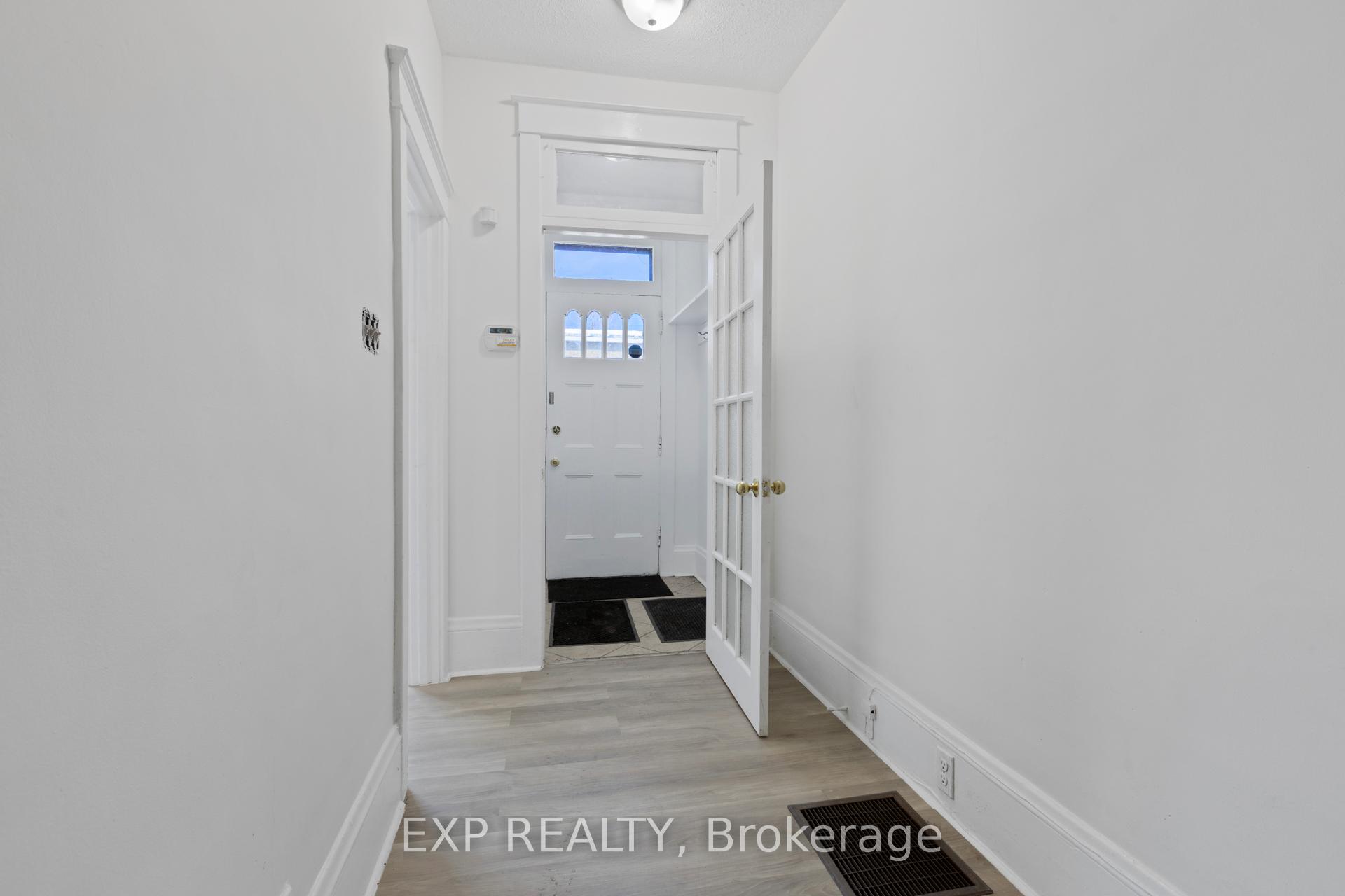 Photo 4 of 292-294 Clarence Street, Ottawa, Lower Town — HOMEH