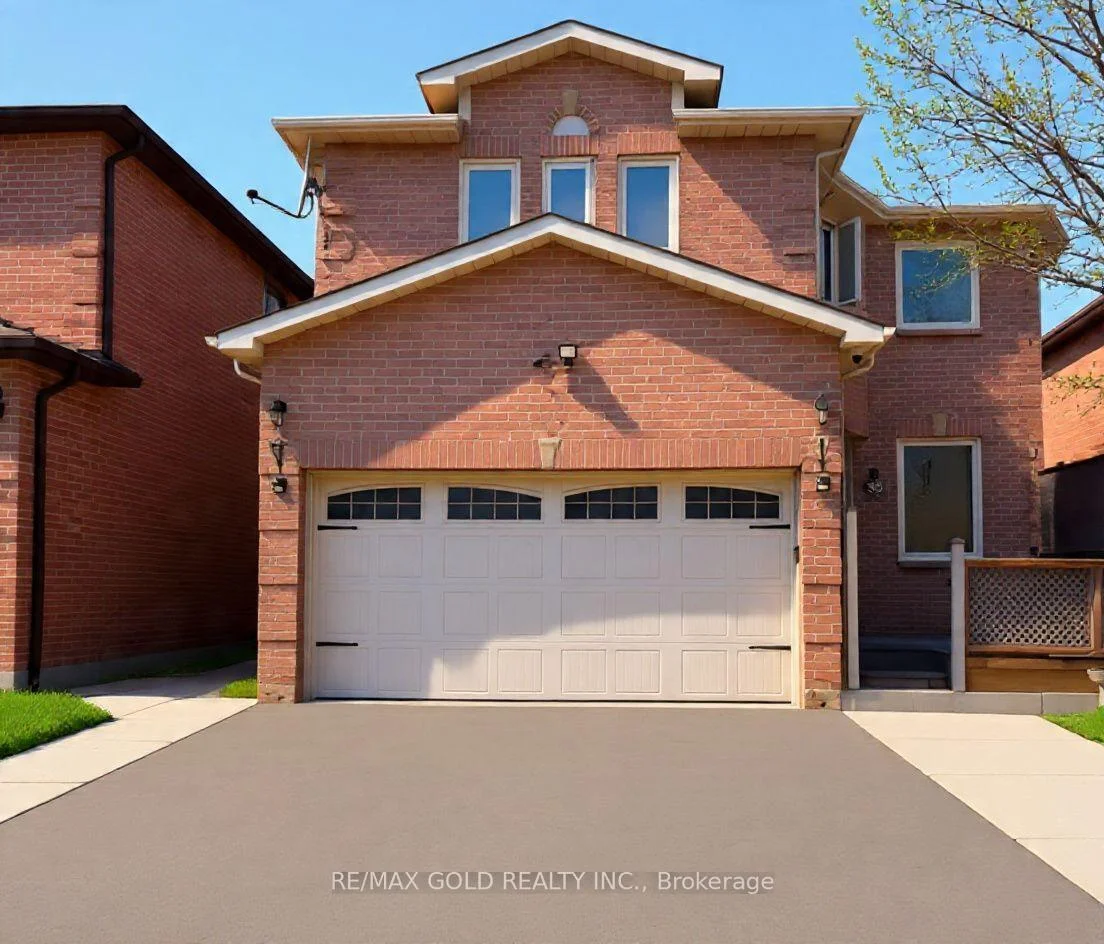 Photo 4 of 35 Kirk Drive, Brampton, Northwood Park — HOMEH