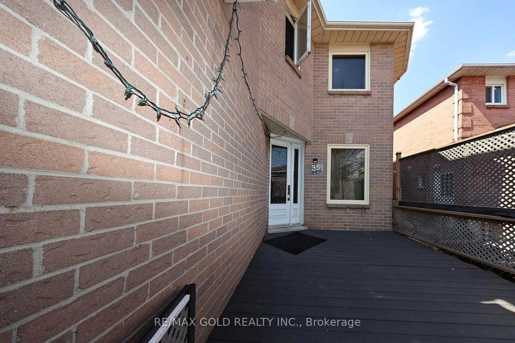 Photo 5 of 35 Kirk Drive, Brampton, Northwood Park — HOMEH