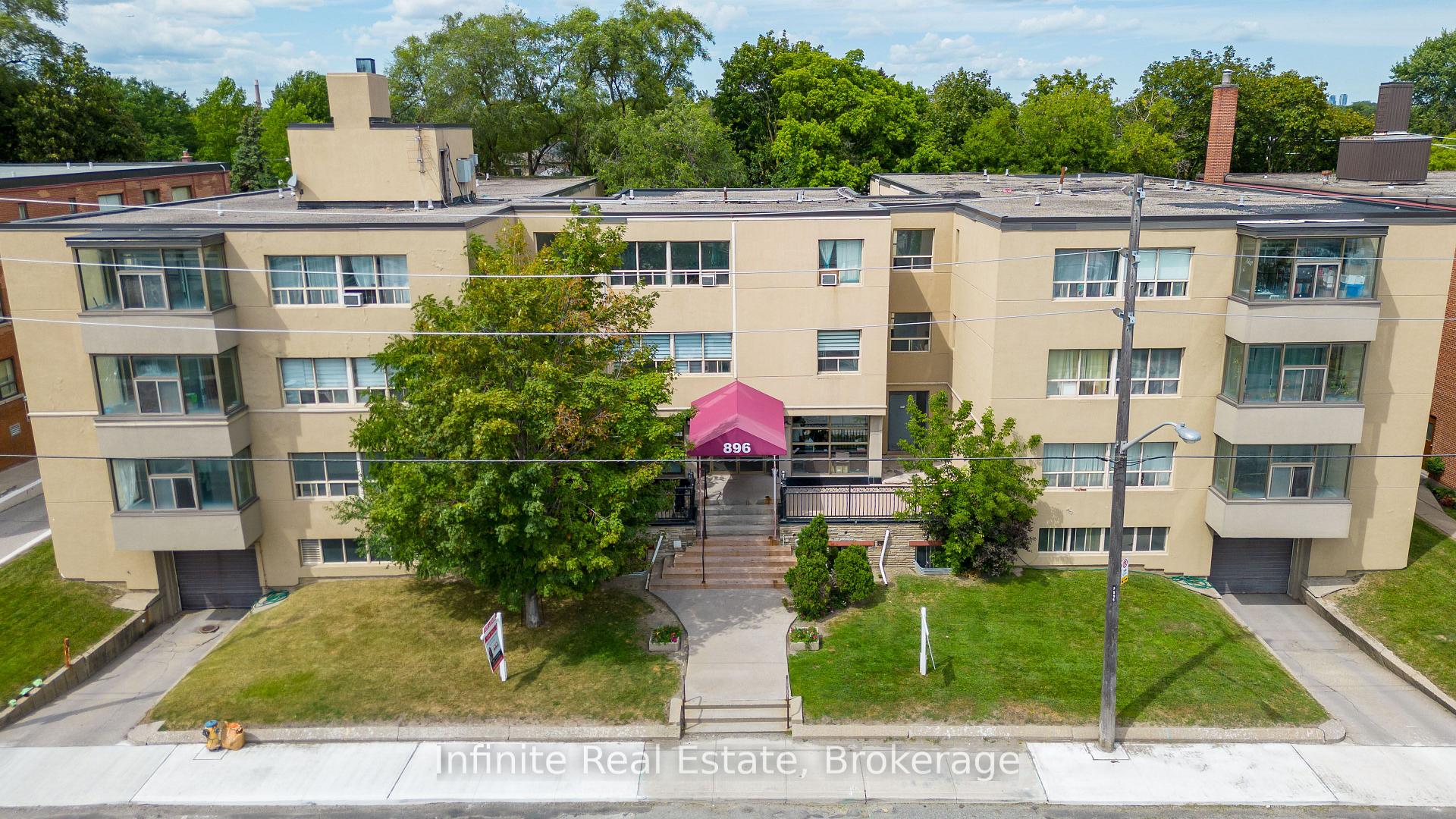 Photo 14 of Unit 111, 896 Eglinton Avenue E, Toronto, Leaside — HOMEH
