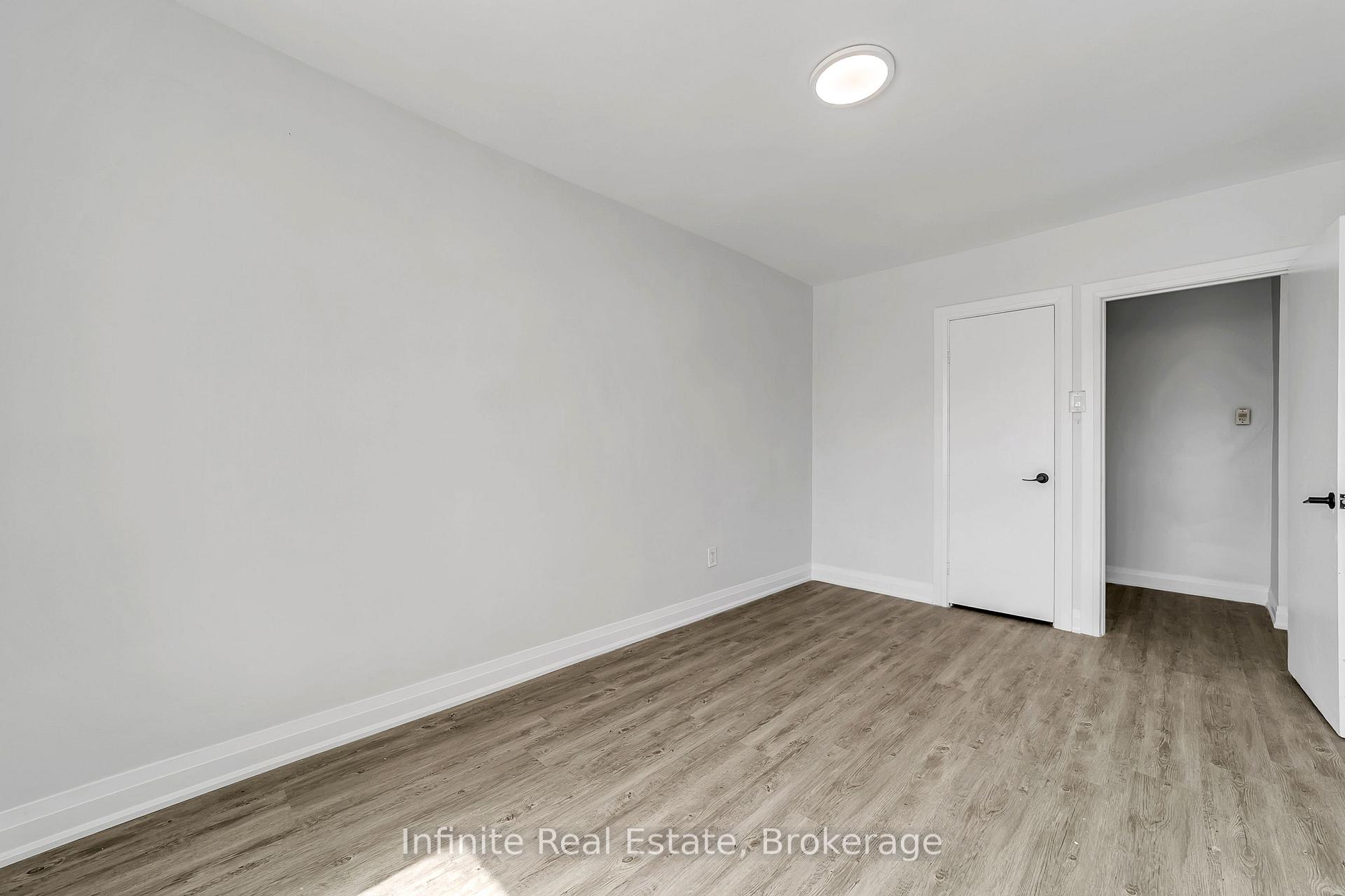 Photo 7 of Unit 113, 896 Eglinton Avenue E, Toronto, Leaside — HOMEH