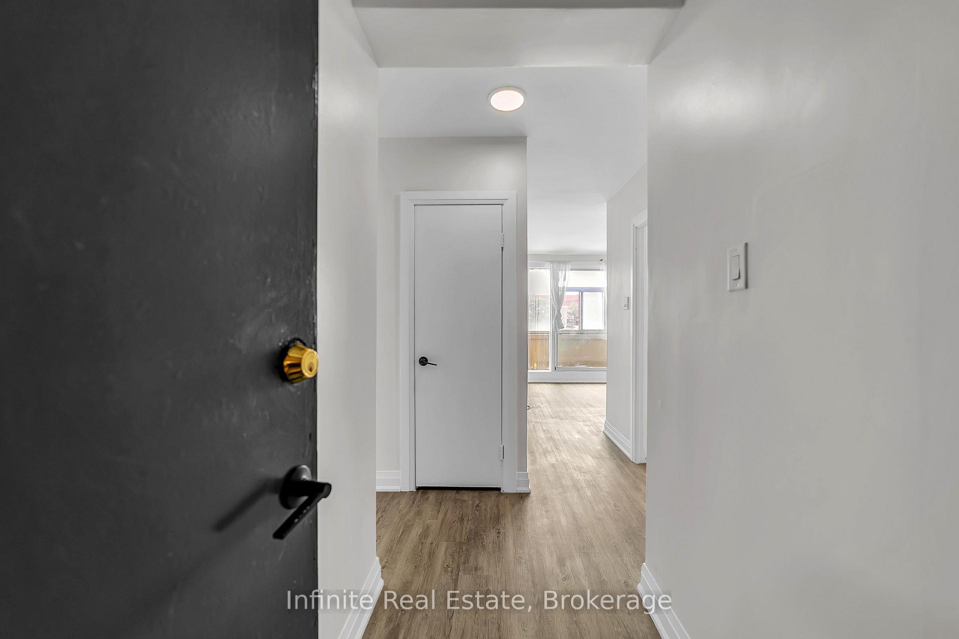 Photo 19 of Unit 113, 896 Eglinton Avenue E, Toronto, Leaside — HOMEH