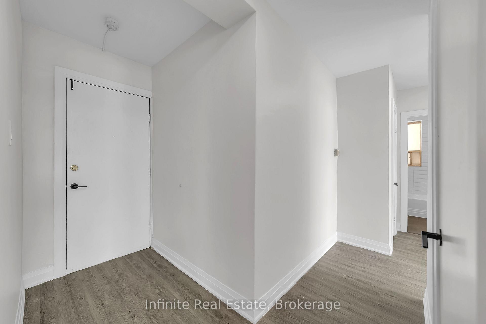 Photo 20 of Unit 113, 896 Eglinton Avenue E, Toronto, Leaside — HOMEH