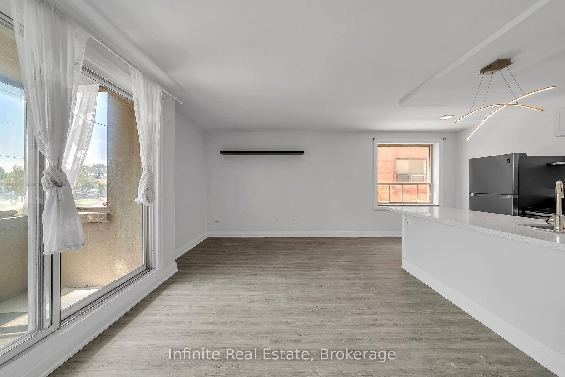 Photo 26 of Unit 113, 896 Eglinton Avenue E, Toronto, Leaside — HOMEH