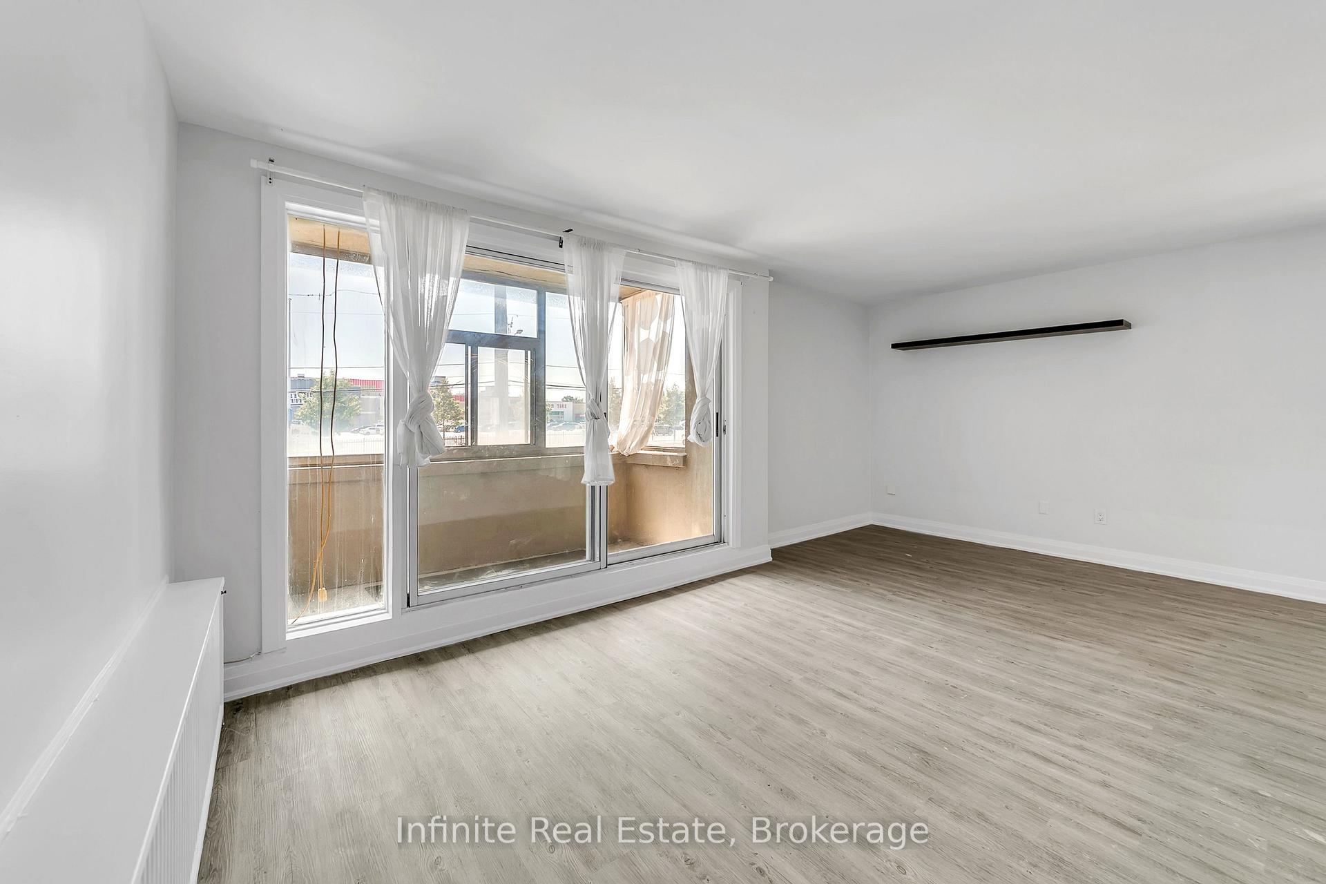 Photo 27 of Unit 113, 896 Eglinton Avenue E, Toronto, Leaside — HOMEH