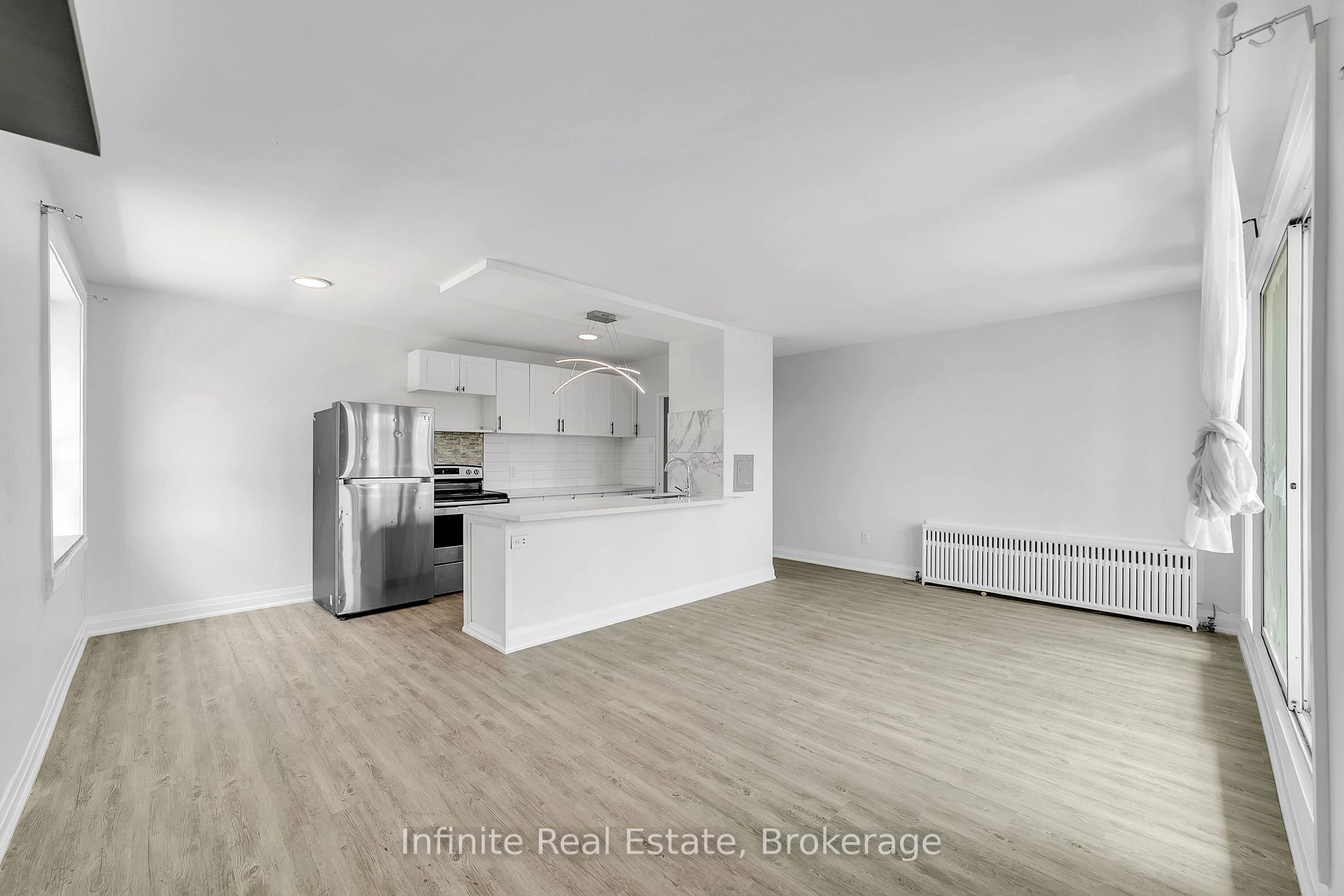 Photo 28 of Unit 113, 896 Eglinton Avenue E, Toronto, Leaside — HOMEH