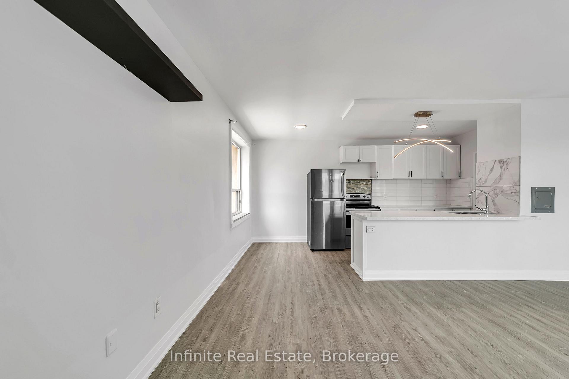 Photo 32 of Unit 113, 896 Eglinton Avenue E, Toronto, Leaside — HOMEH