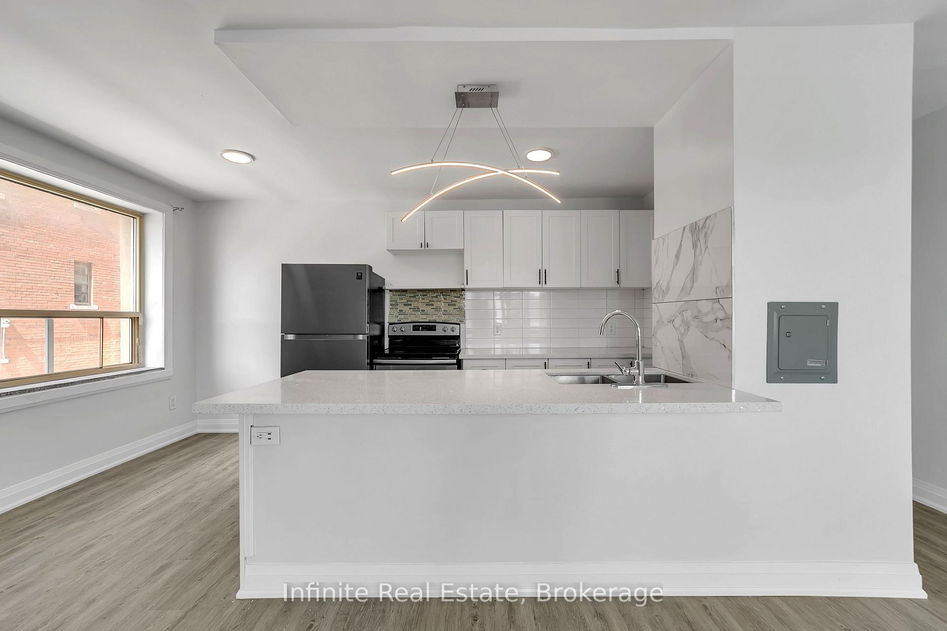 Photo 34 of Unit 113, 896 Eglinton Avenue E, Toronto, Leaside — HOMEH