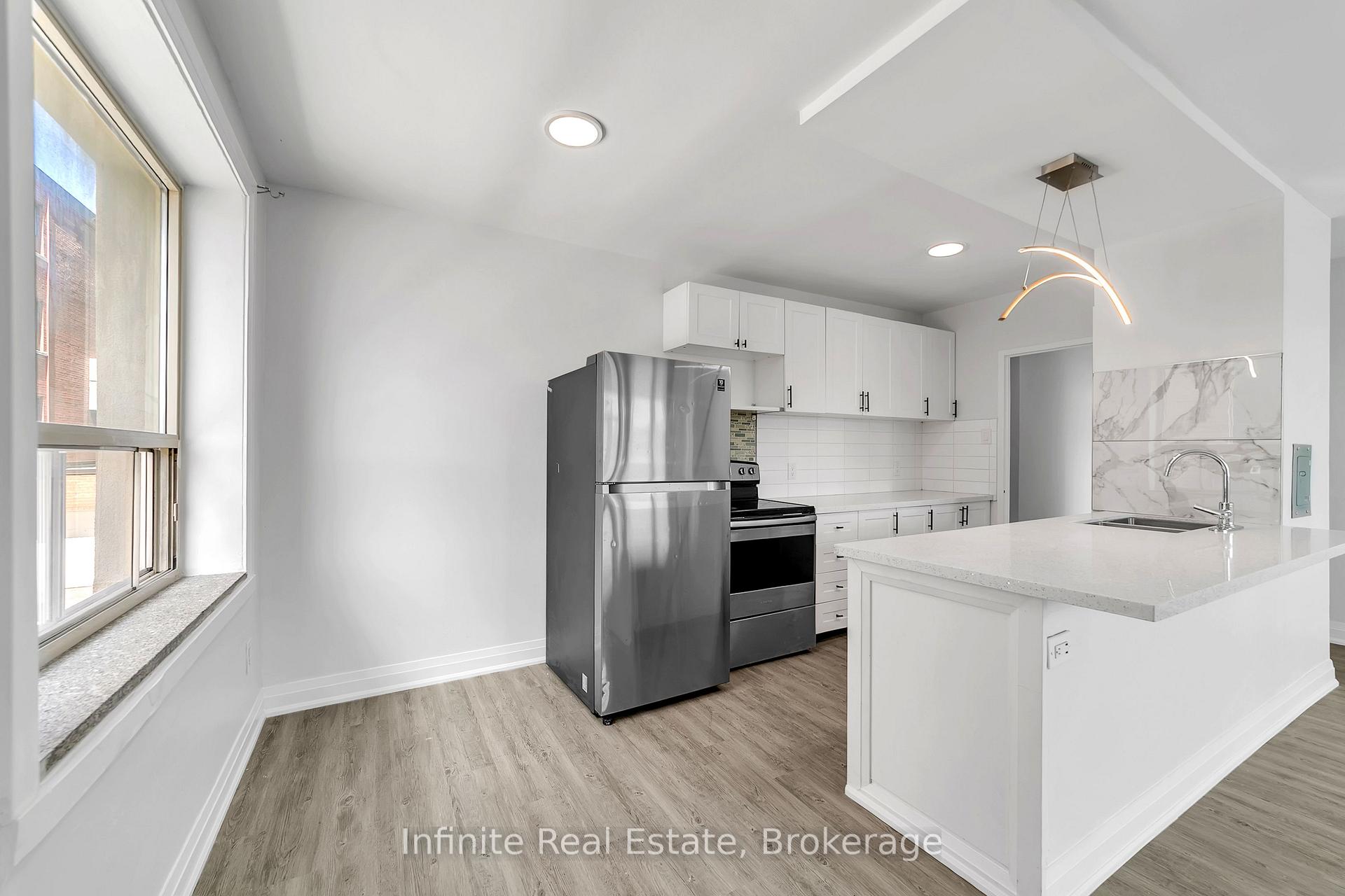 Photo 36 of Unit 113, 896 Eglinton Avenue E, Toronto, Leaside — HOMEH