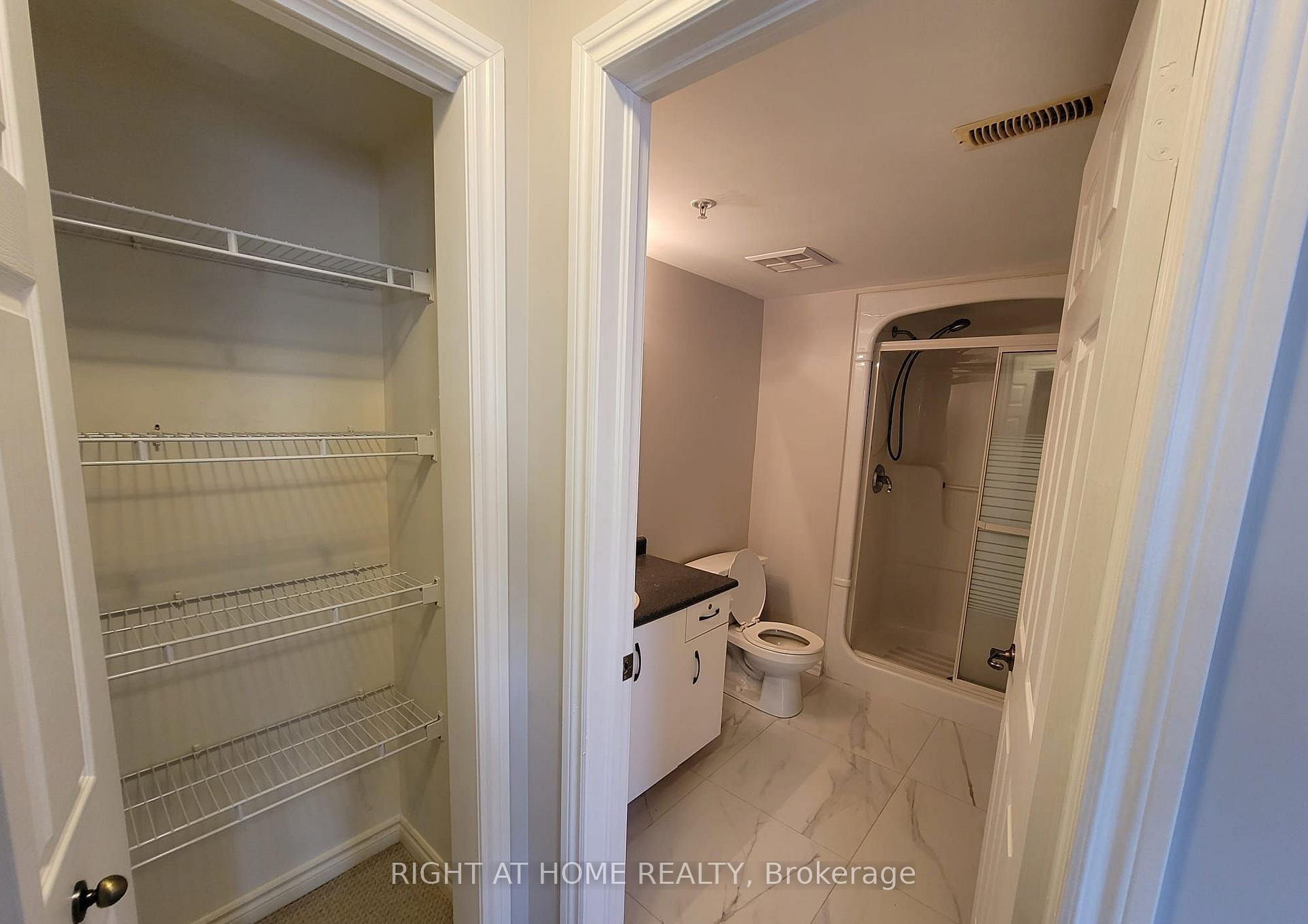 Photo 10 of Unit 113, 1450 Bishops Gate, Oakville, Glen Abbey — HOMEH