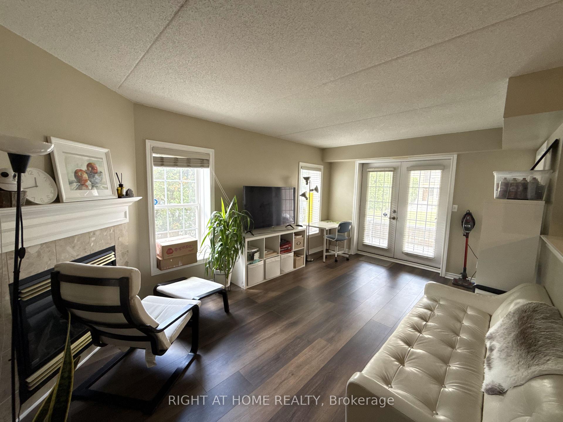 Photo 12 of Unit 113, 1450 Bishops Gate, Oakville, Glen Abbey — HOMEH