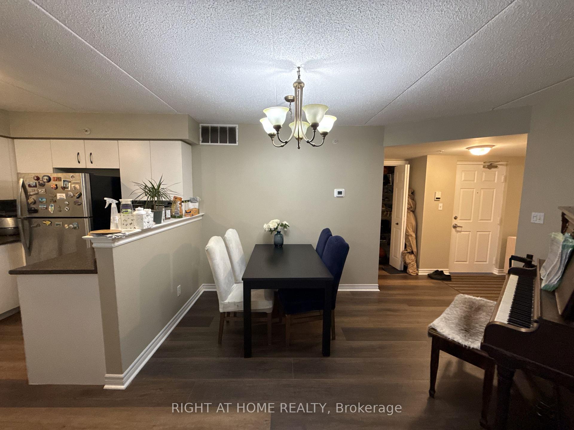 Photo 13 of Unit 113, 1450 Bishops Gate, Oakville, Glen Abbey — HOMEH