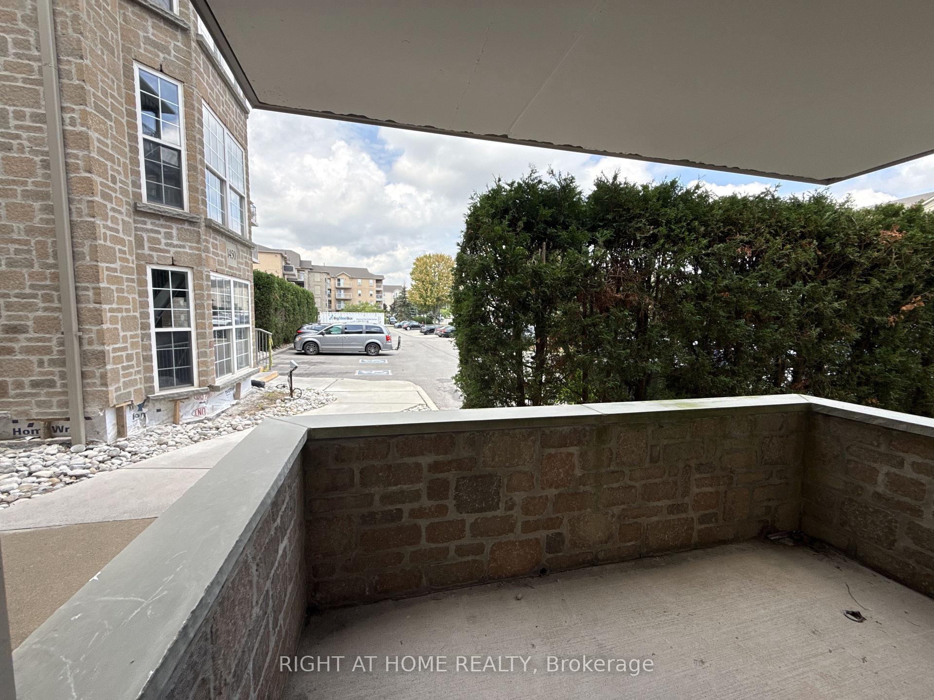 Photo 15 of Unit 113, 1450 Bishops Gate, Oakville, Glen Abbey — HOMEH