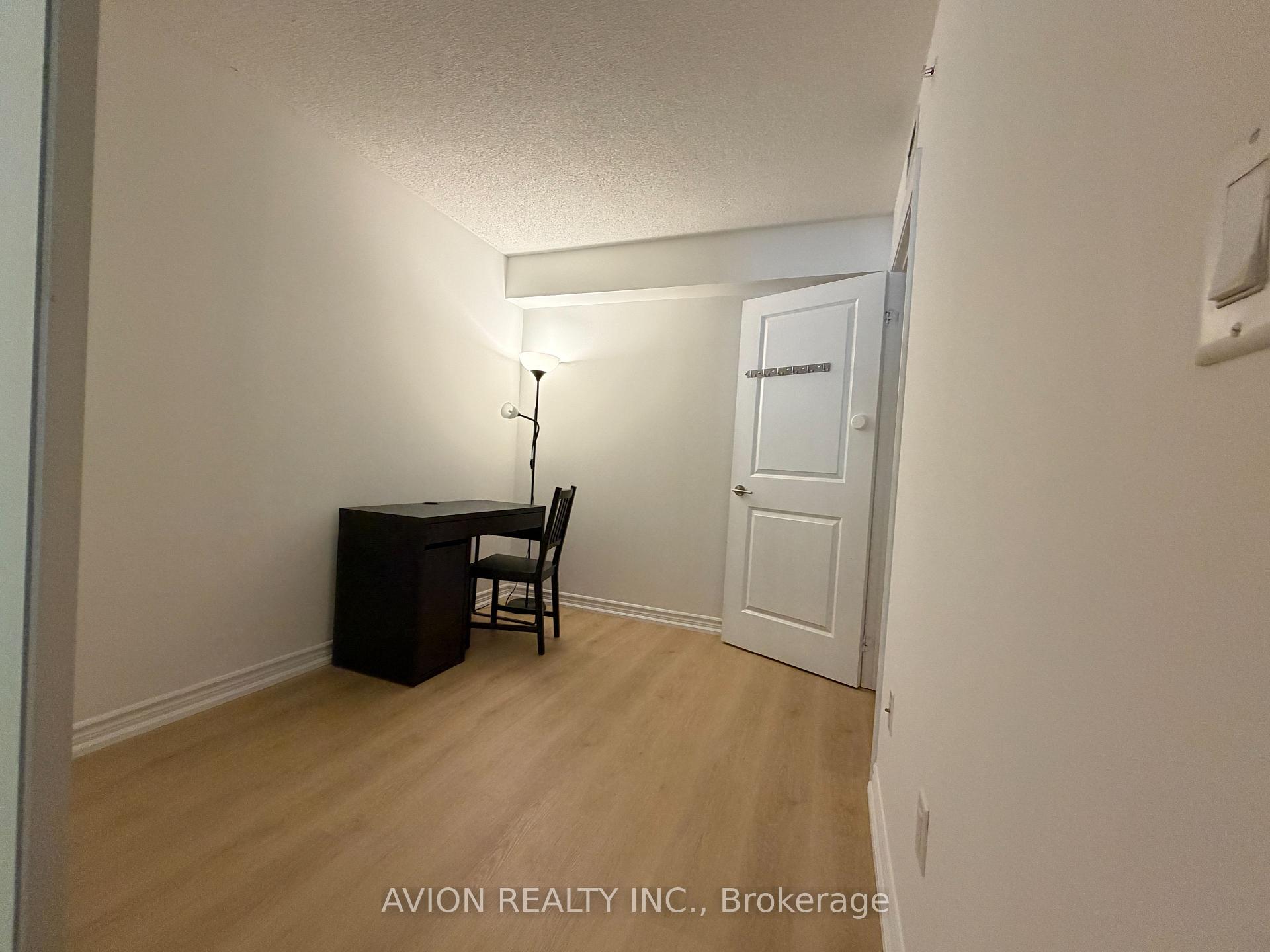 Photo 8 of Unit 1408, 386 Yonge Street, Toronto, Bay Street Corridor — HOMEH