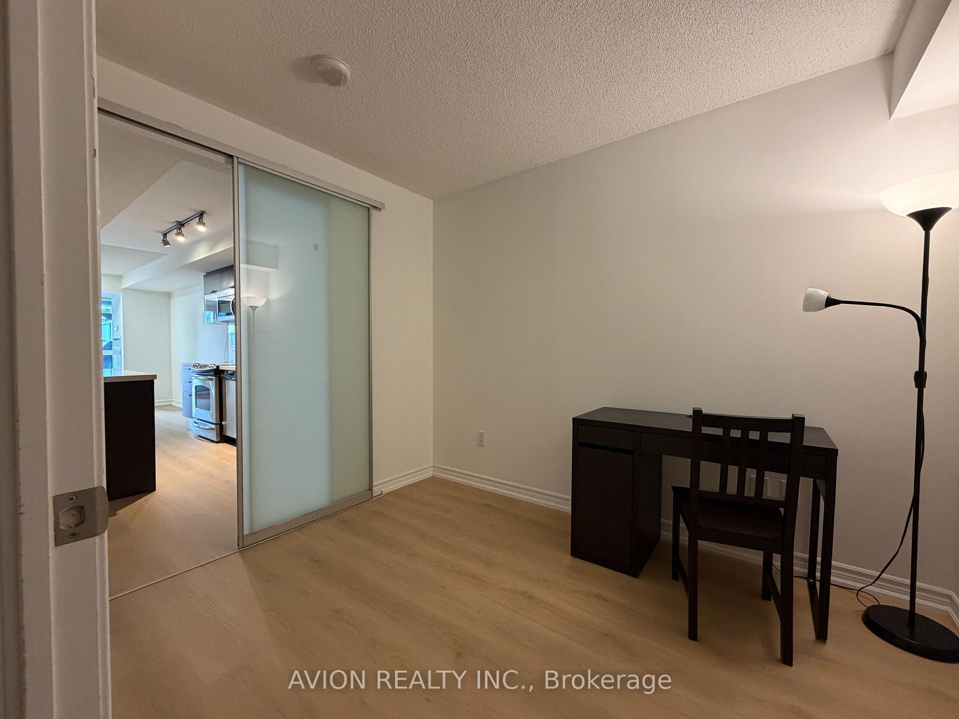 Photo 9 of Unit 1408, 386 Yonge Street, Toronto, Bay Street Corridor — HOMEH