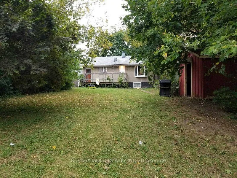 Photo 2 of 11 Mclaughlin Road, Brampton, Brampton West — HOMEH