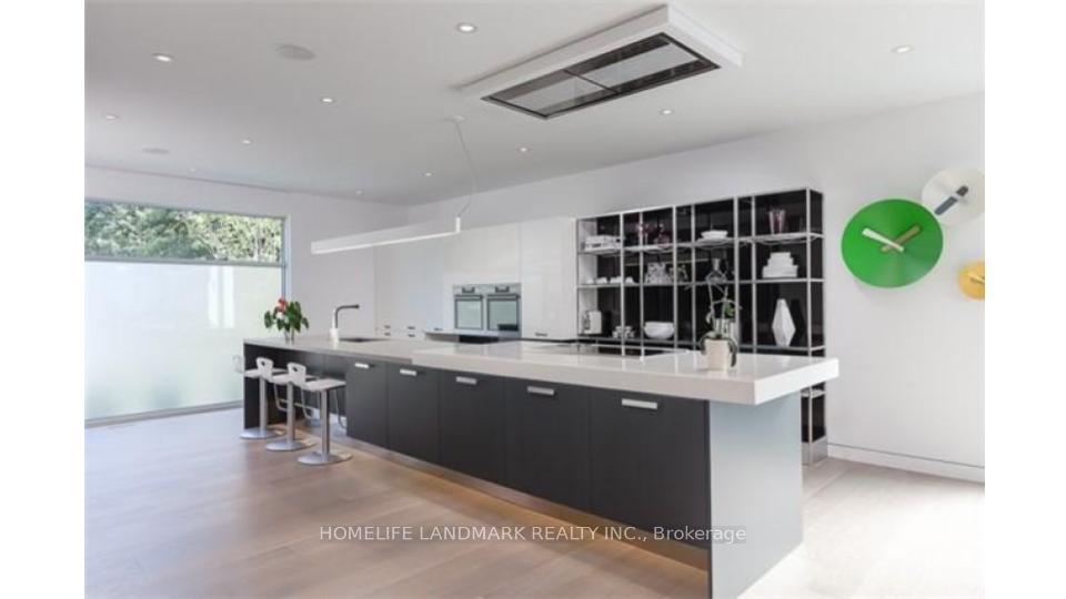 Photo 4 of 288 Vance Drive, Oakville, Bronte — HOMEH