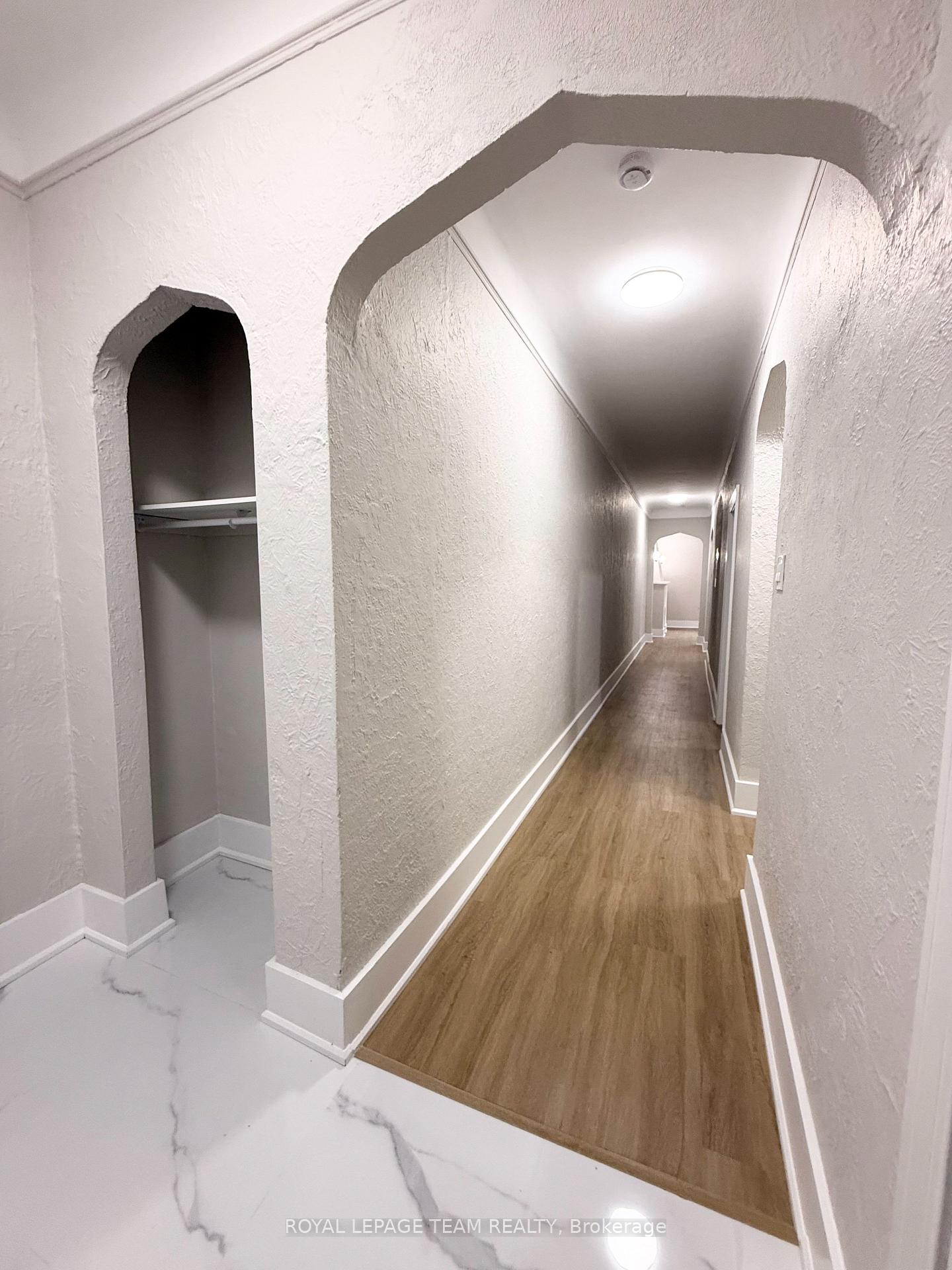Photo 3 of Unit 36, 235 Cooper Street, Ottawa, Ottawa Centre — HOMEH