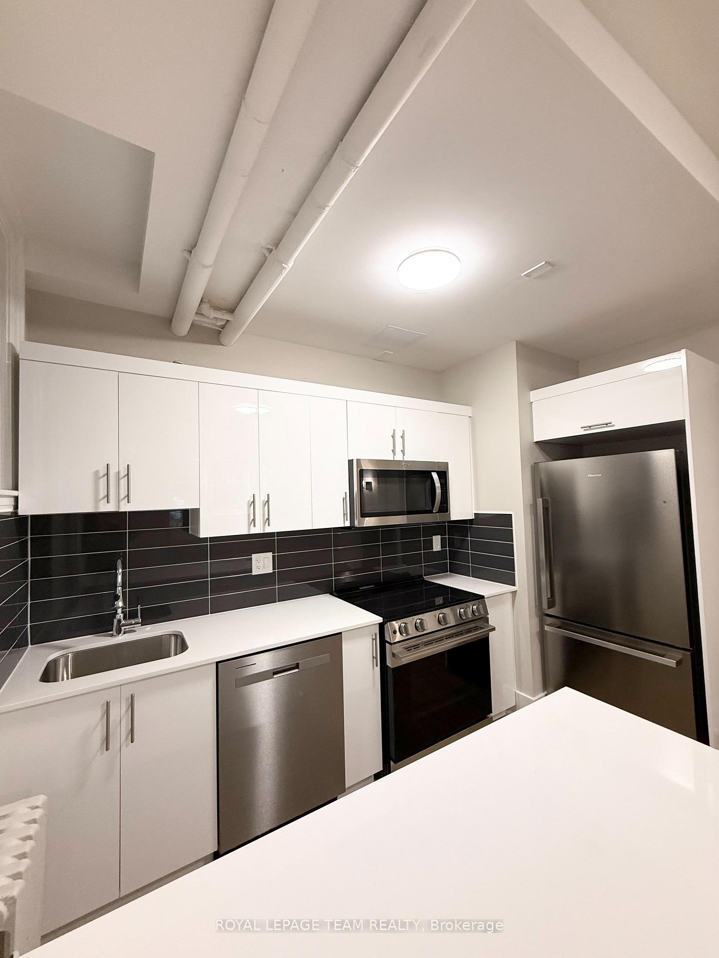 Photo 10 of Unit 36, 235 Cooper Street, Ottawa, Ottawa Centre — HOMEH