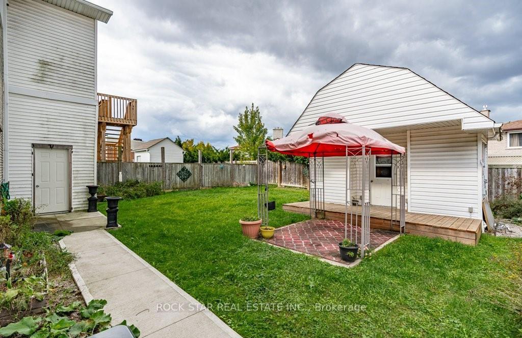 Photo 5 of Unit Lower, 271 Carson Drive, Hamilton, Lisgar — HOMEH