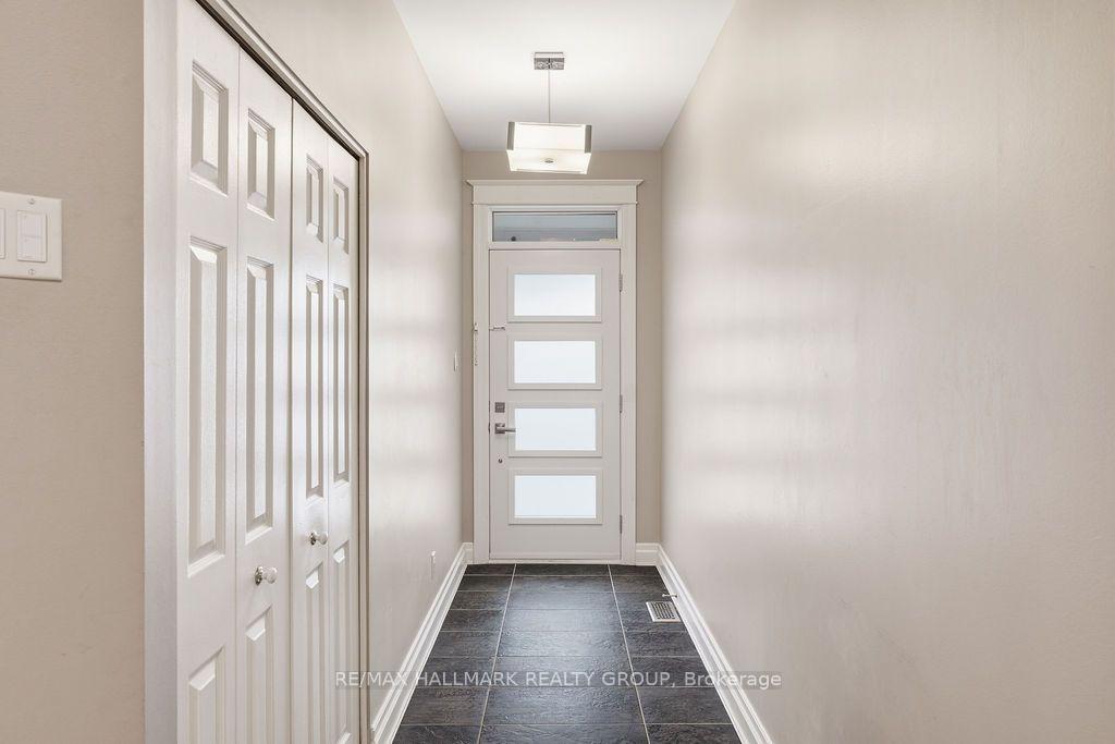 Photo 3 of 47 Rideau Terrace, Ottawa, Lindenlea — HOMEH