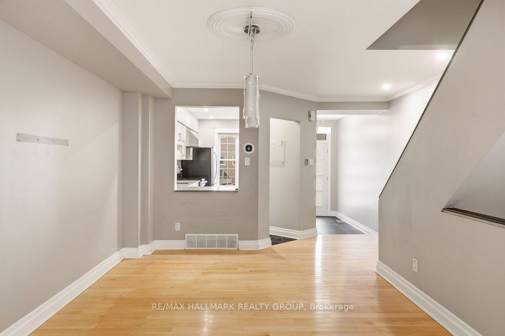 Photo 12 of 47 Rideau Terrace, Ottawa, Lindenlea — HOMEH