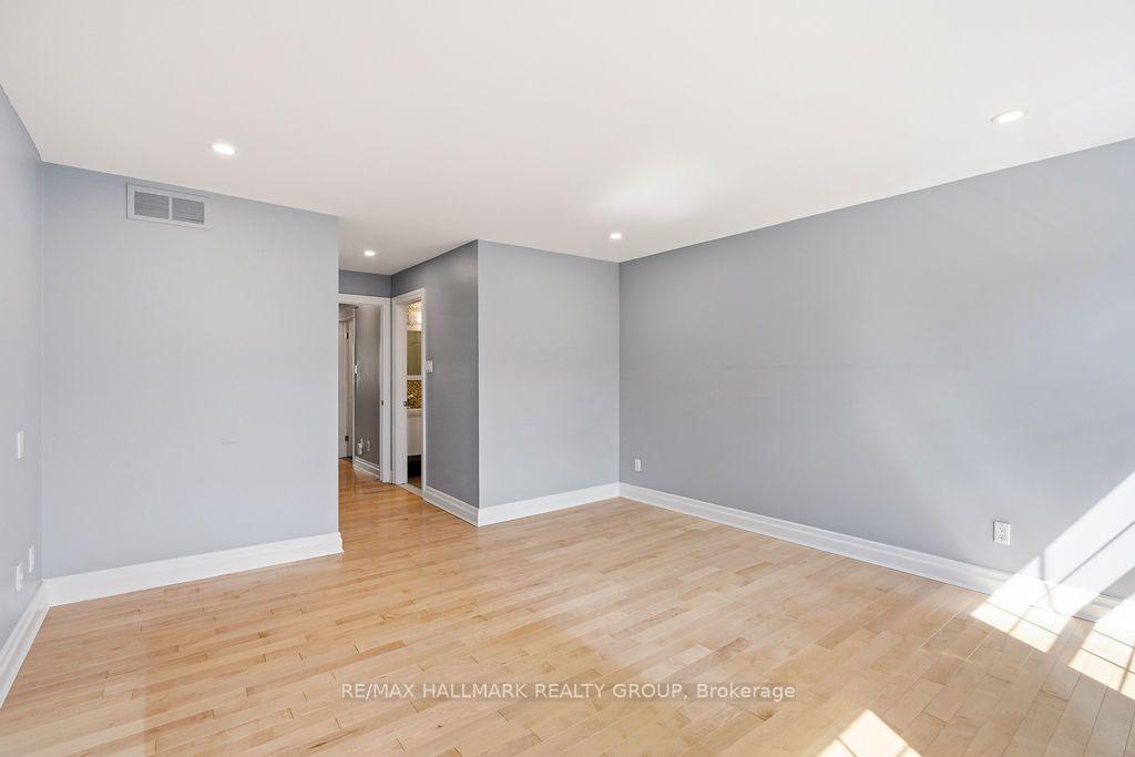 Photo 20 of 47 Rideau Terrace, Ottawa, Lindenlea — HOMEH