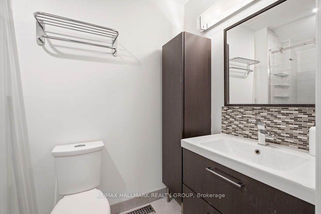 Photo 34 of 47 Rideau Terrace, Ottawa, Lindenlea — HOMEH